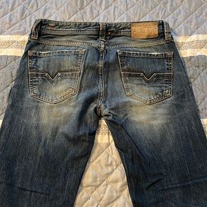 Diesel jeans Larkee cut waist 29 length 32